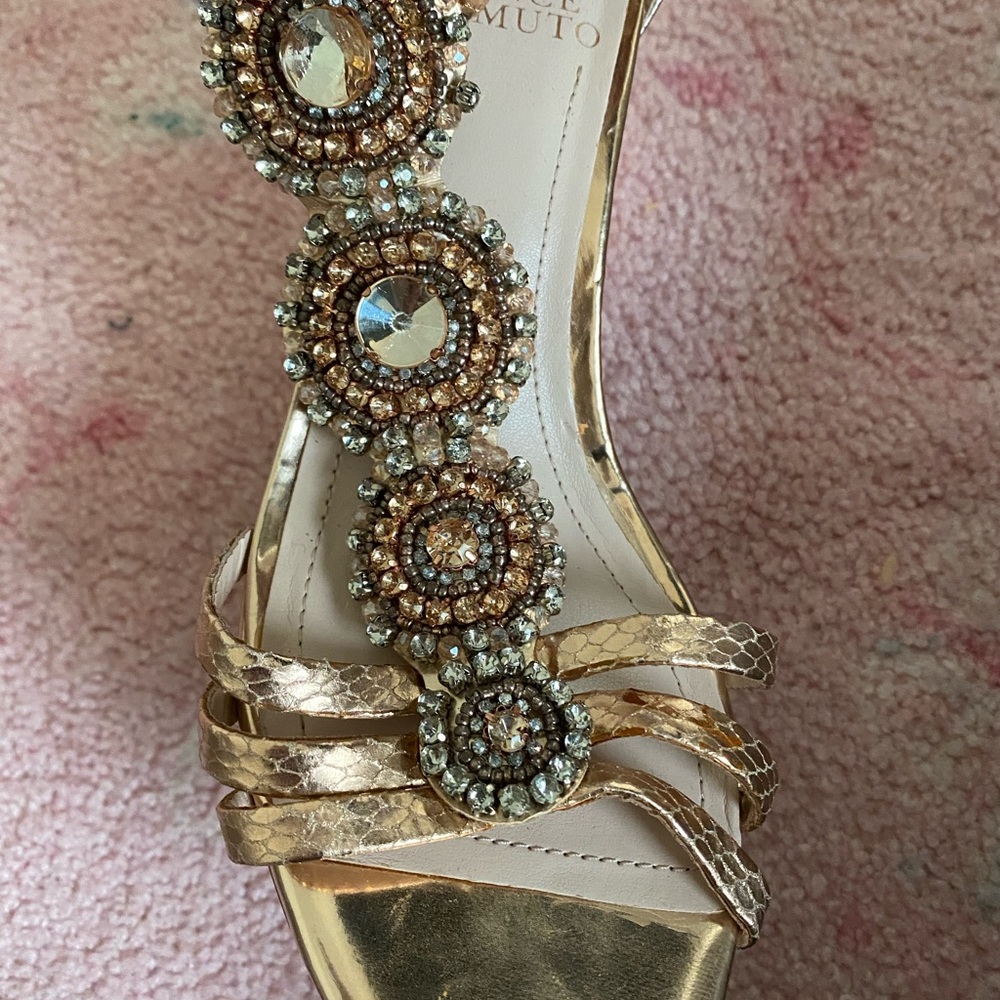Shoes - Picture 3 of 6
